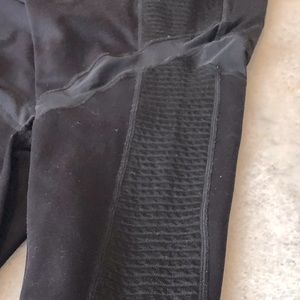Fabletics Moto Leggings black w/ peek a boo sides